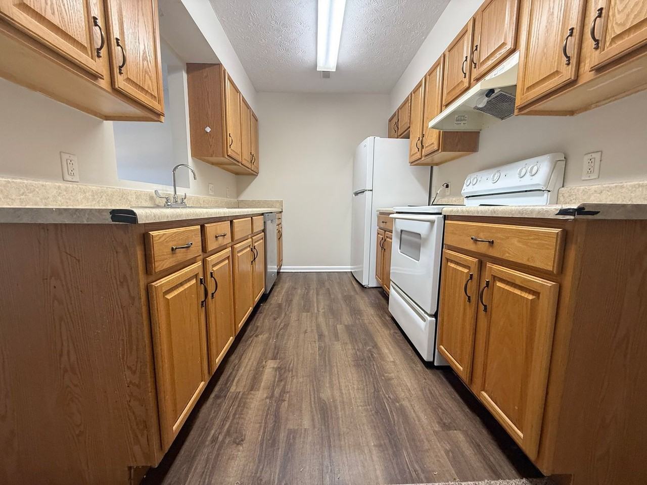 1830 S Jefferson Ave - Photo 4 of 17