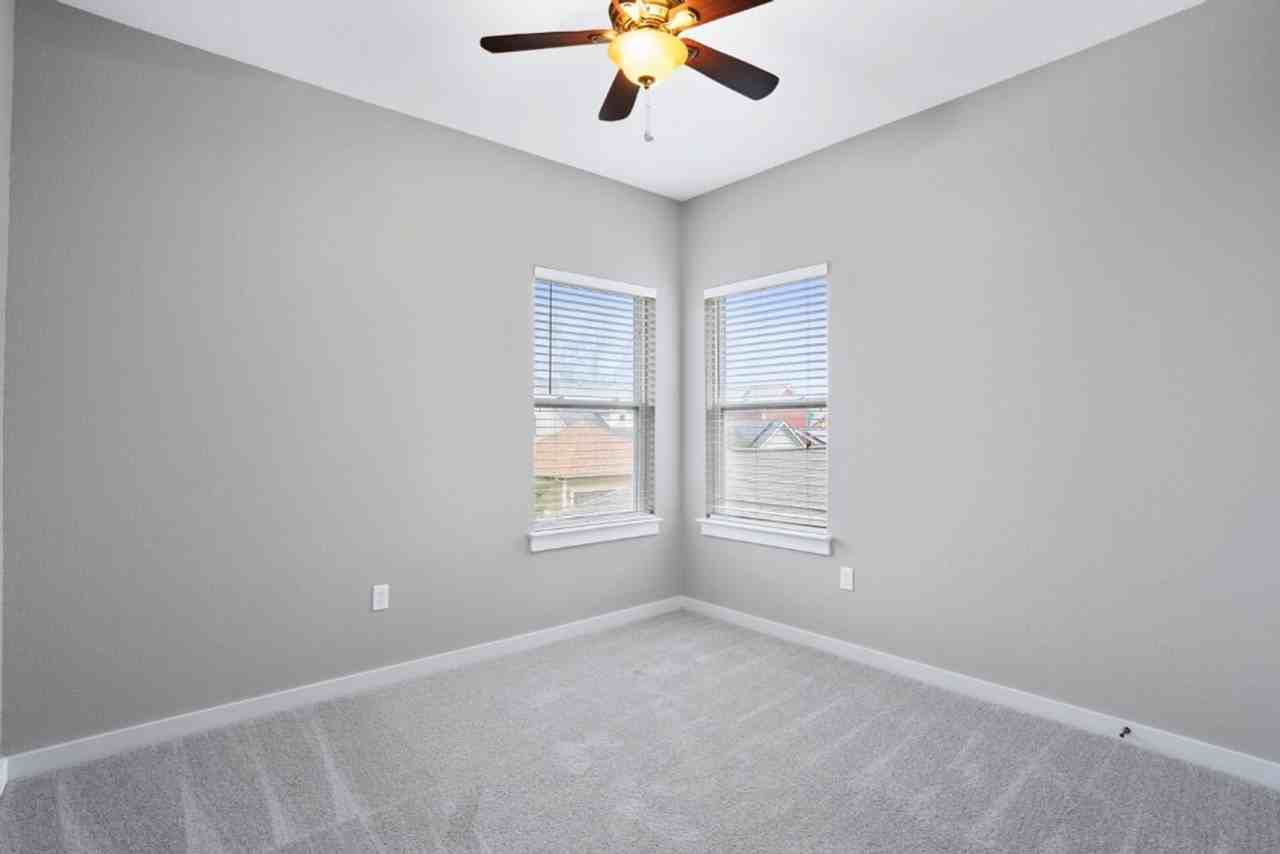 4240 Berkman Dr - Photo 2 of 28