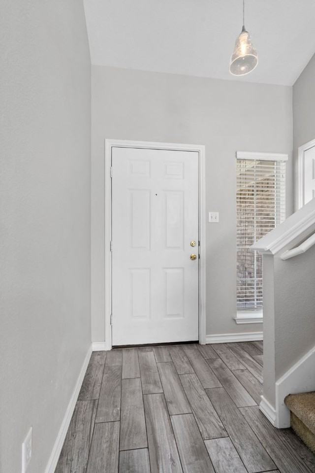 440 Grey Feather Ct - Photo 3 of 25