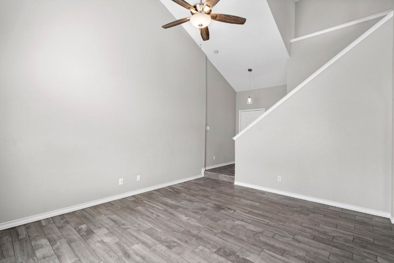 440 Grey Feather Ct - Photo 5 of 25