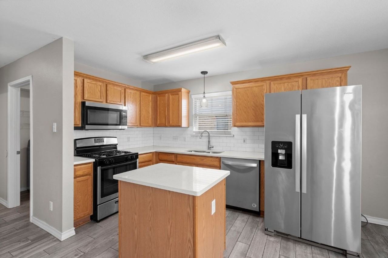 440 Grey Feather Ct - Photo 7 of 25