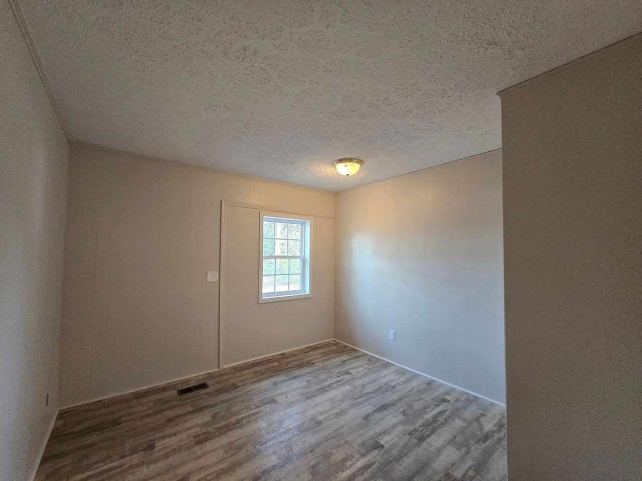 5426 Silver Pine Ct - Photo 3 of 10