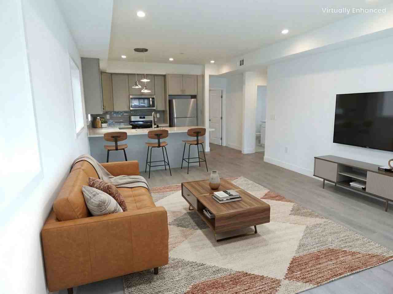 1258 N Hobart Blvd - Photo 2 of 16