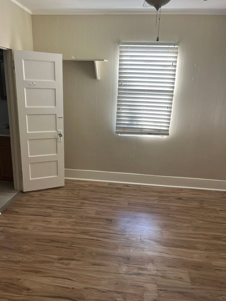 19133 Grace St - Photo 4 of 8