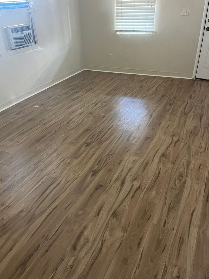 19133 Grace St - Photo 5 of 8