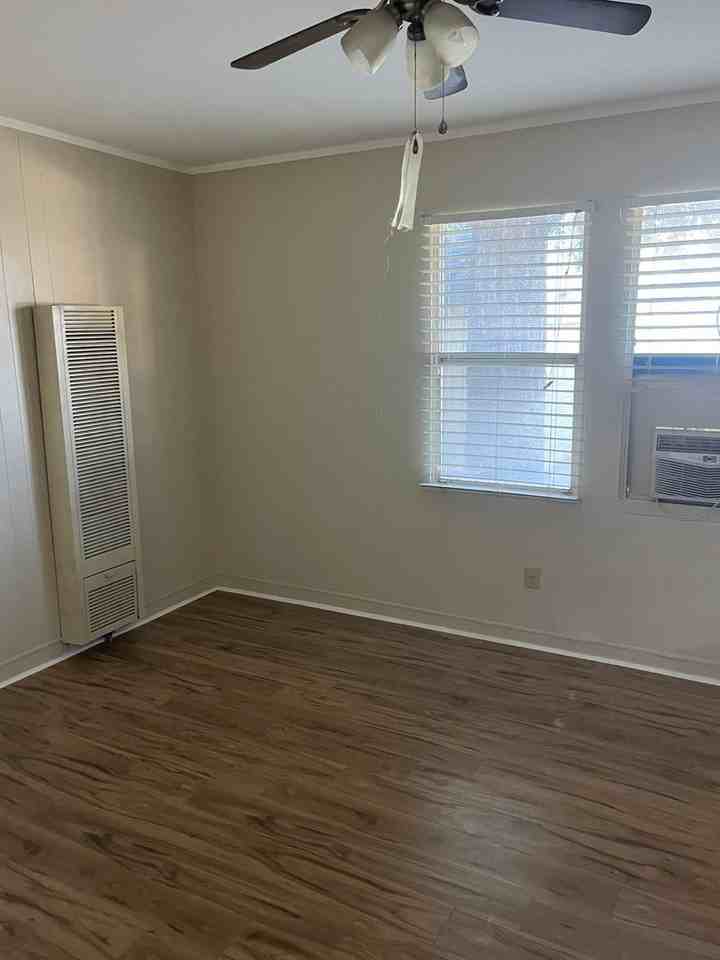 19133 Grace St - Photo 6 of 8