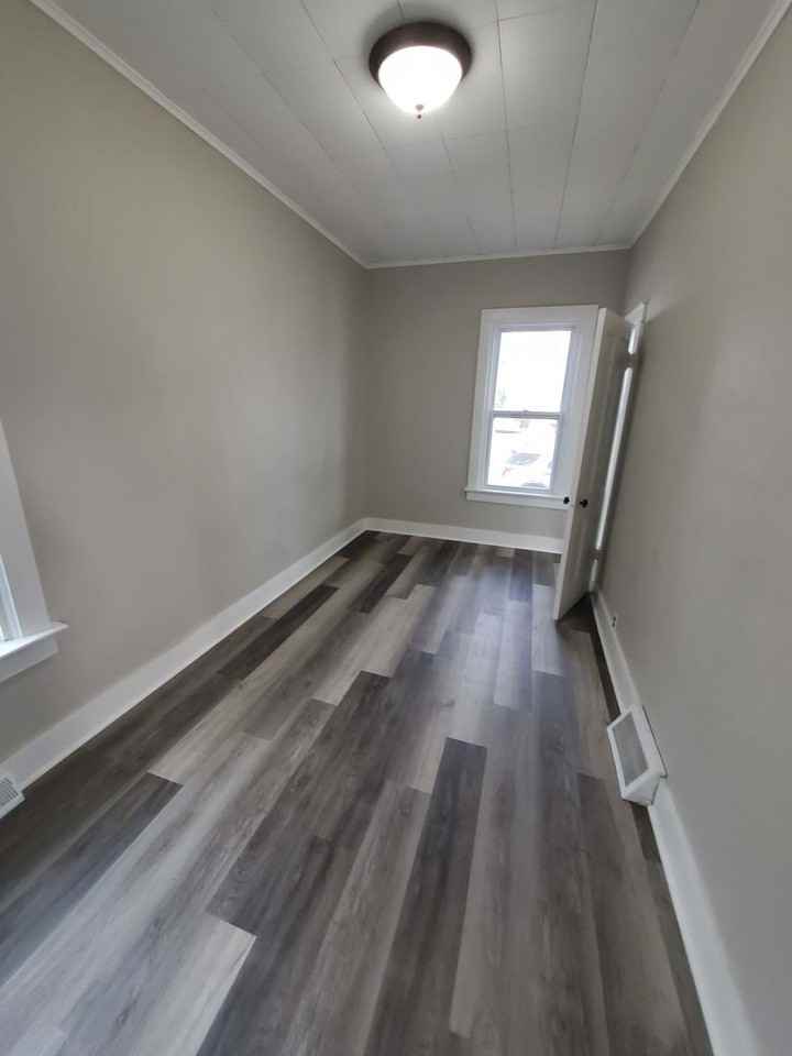 1816 Lasalle St - Photo 7 of 7