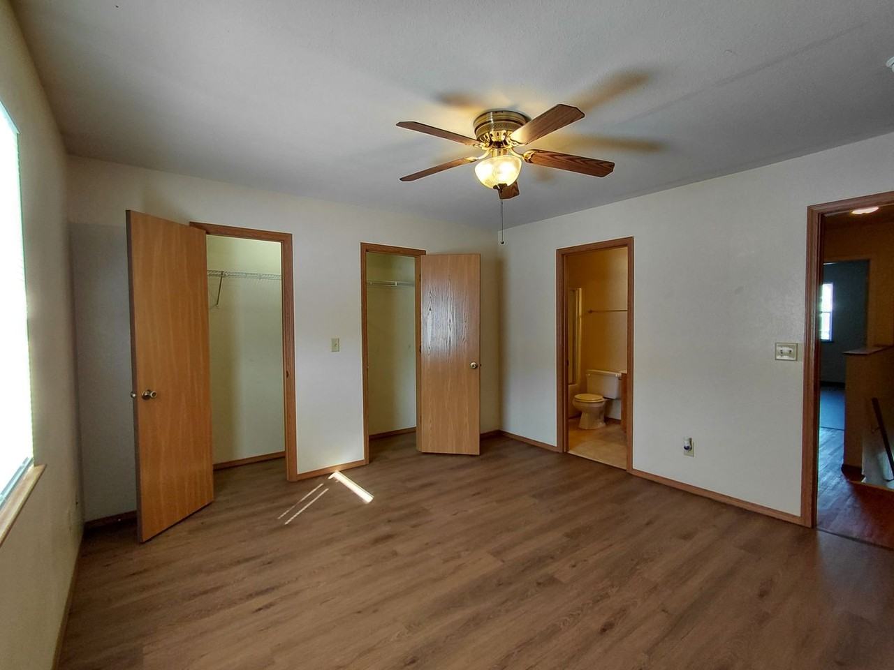 24950 Scenic Dr - Photo 5 of 13