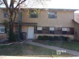 featured image of 1110 Nw 52nd Cir