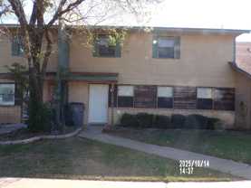 1110 Nw 52nd Cir - Photo 1 of 1