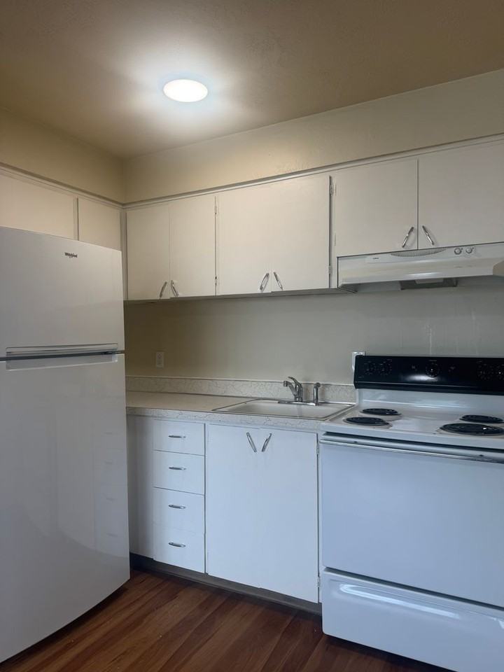 HAL1 - Photo 5 of 23