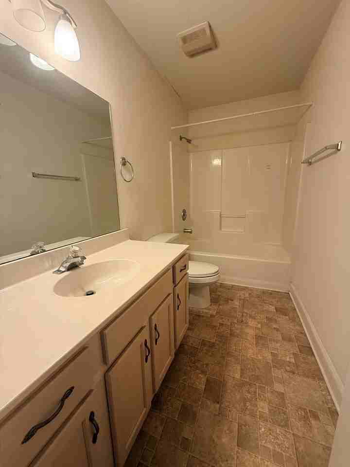 67 Covered Bridge Dr - Photo 7 of 10