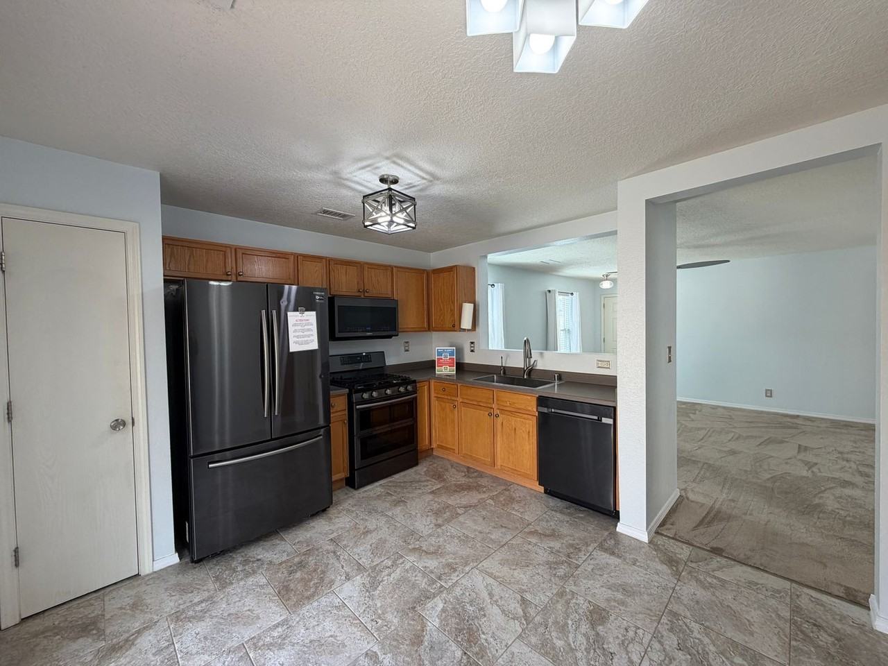 10609 Covert Ln Sw - Photo 7 of 27