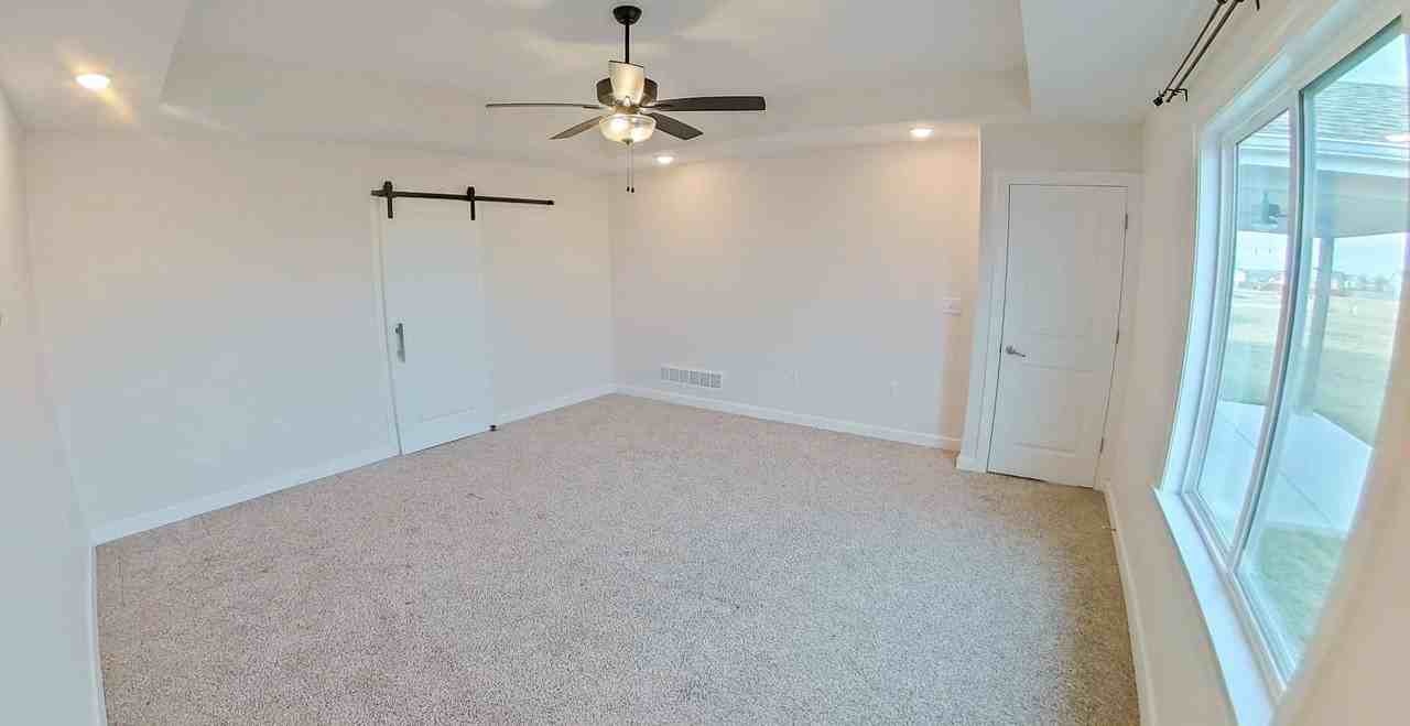 4385 Glenn View Dr - Photo 5 of 12