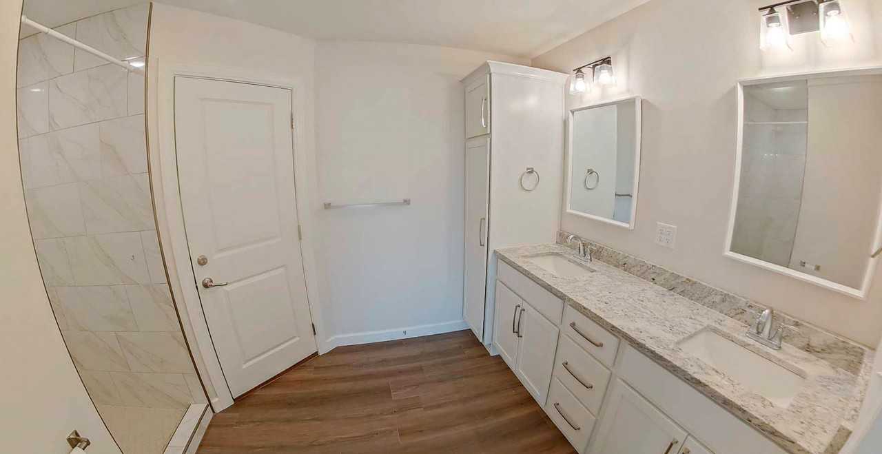 4385 Glenn View Dr - Photo 6 of 12