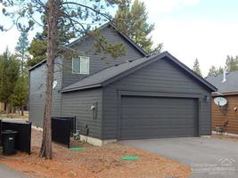 featured image of 16559 Daisy Pl