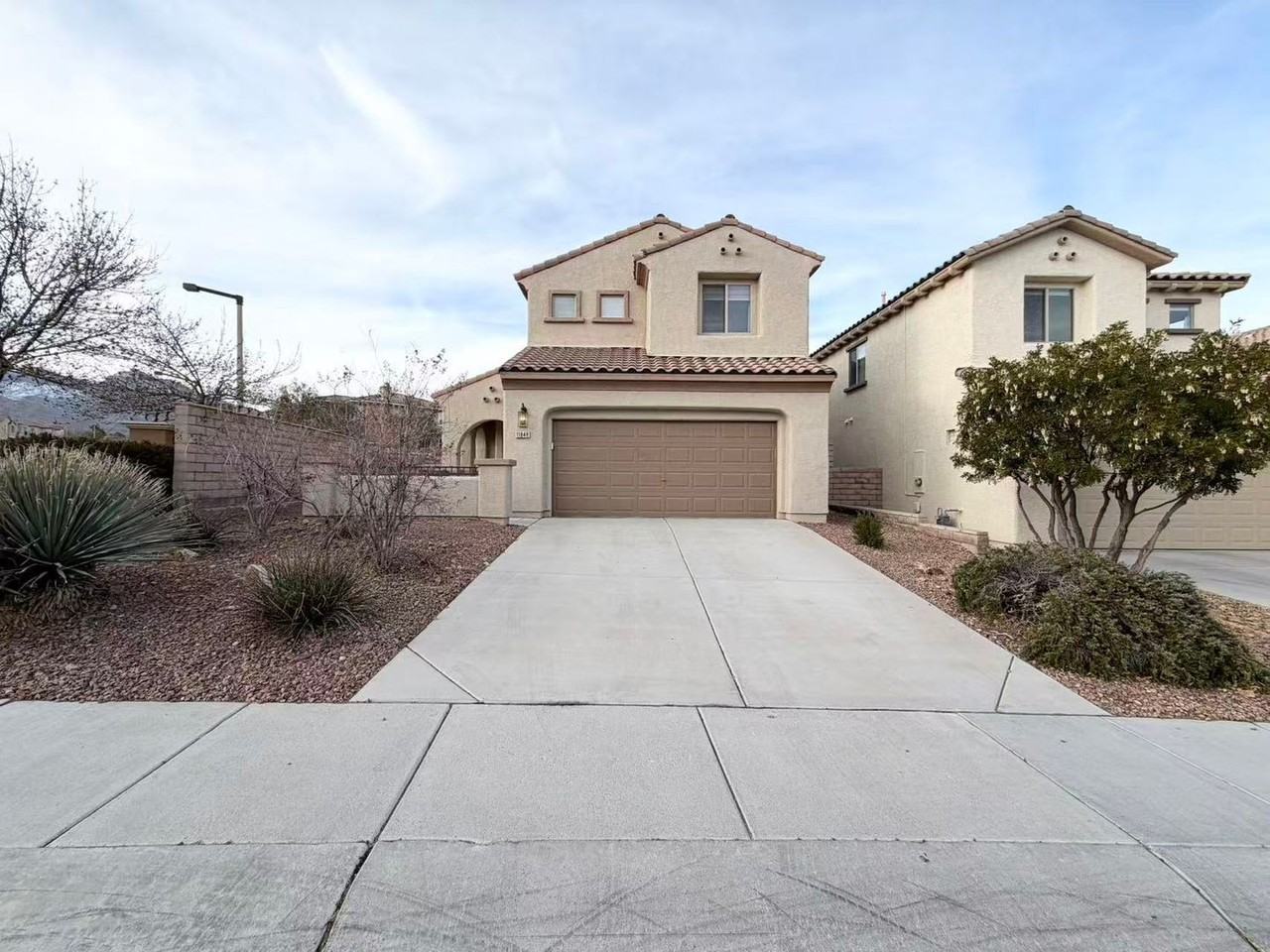 11848 Orense Dr - Photo 2 of 18