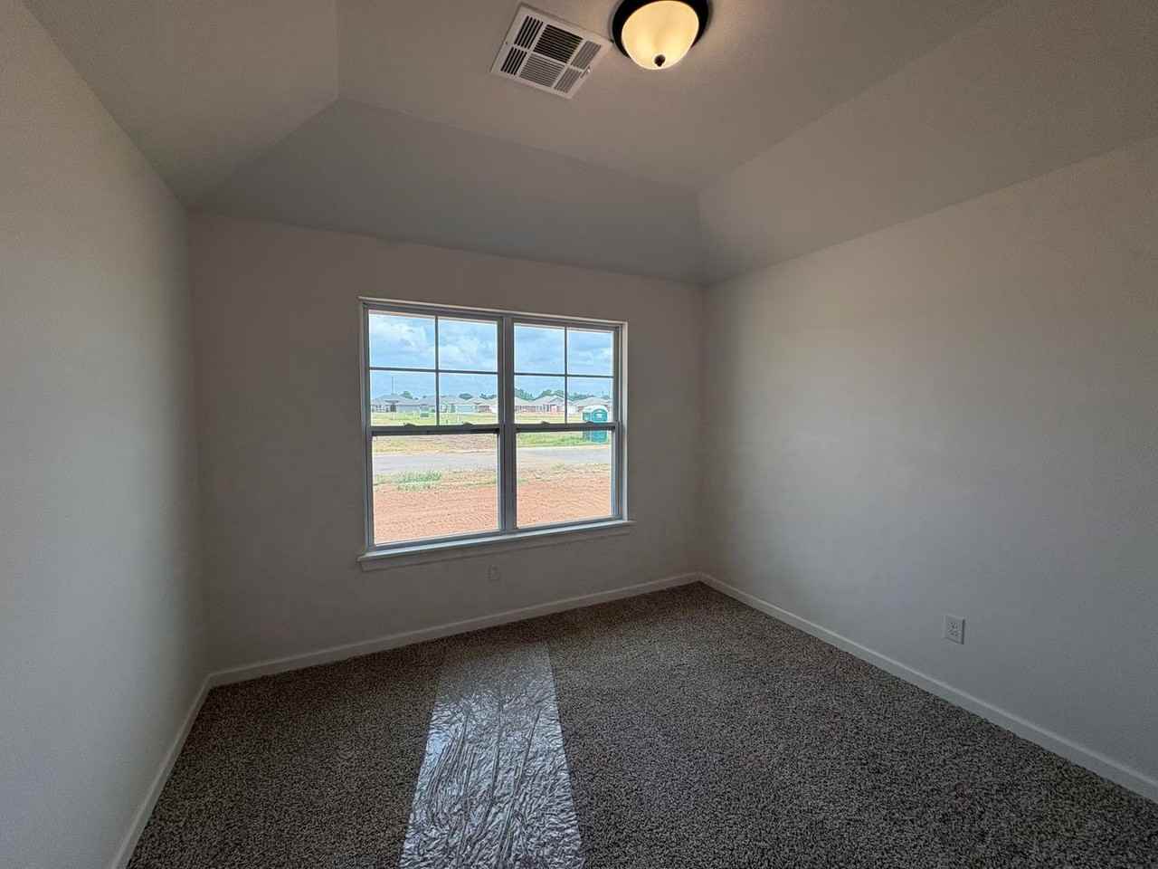 8608 Nw 75th St - Photo 7 of 11