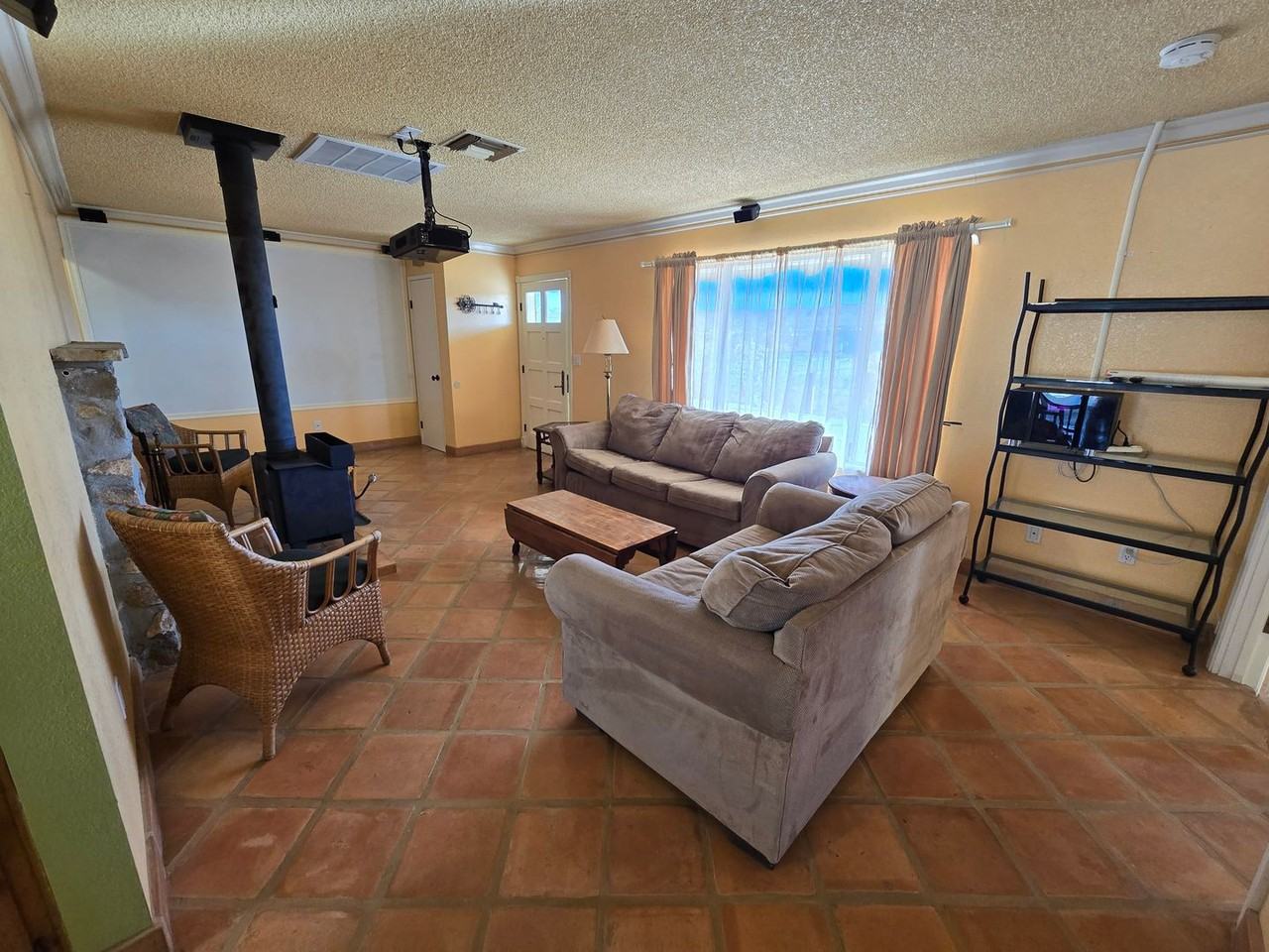 6910 Palm Ave - Photo 3 of 17