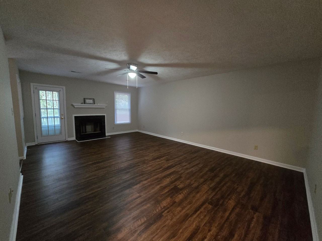 2904 Rosemeade Dr - Photo 2 of 21