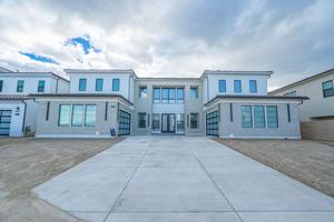 featured image of 24212 Corte Profundo