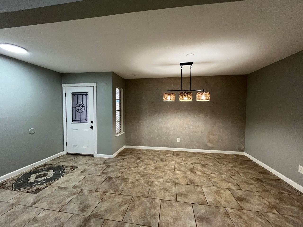 4123 4123 Crenshaw Drive - CRENSHAW 4123 - Photo 4 of 32