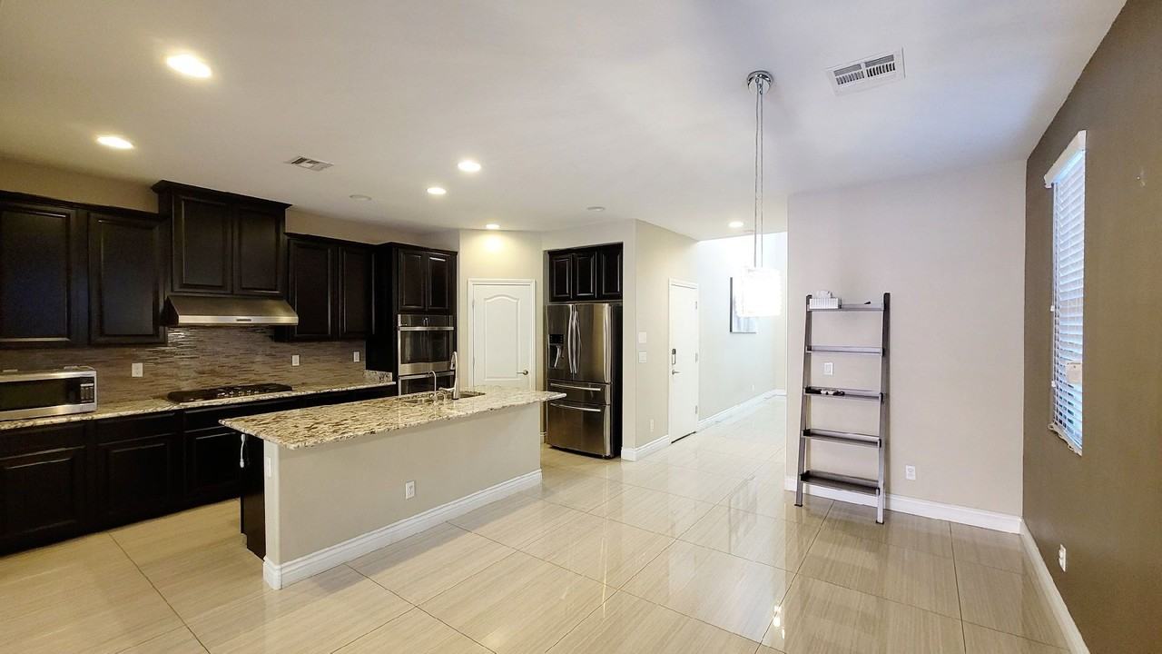 7146 Flowering Rose Ave - Photo 7 of 40