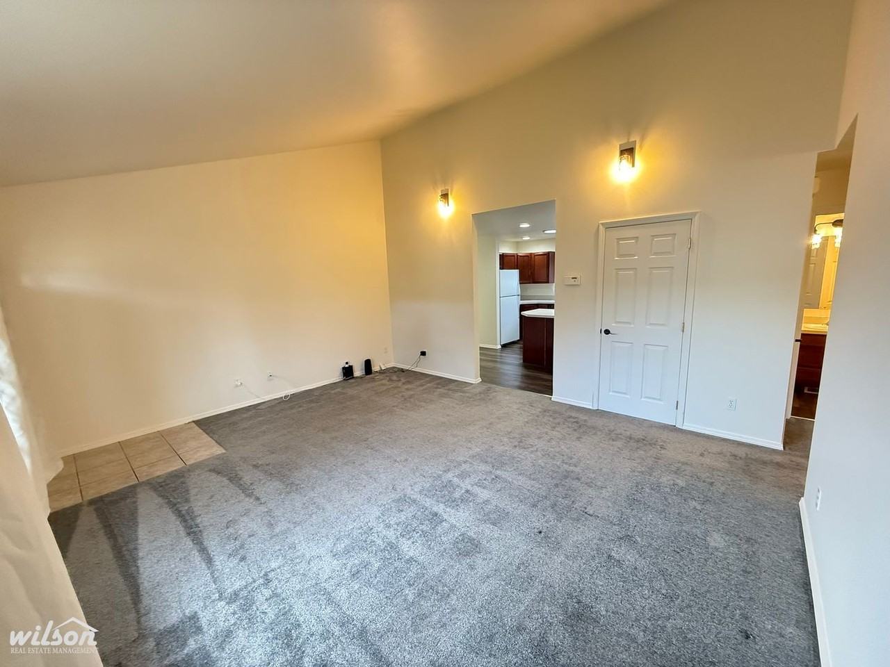 721 S 73rd Ave - Photo 3 of 17