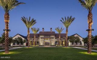 featured image of 2443 W Maximo Way