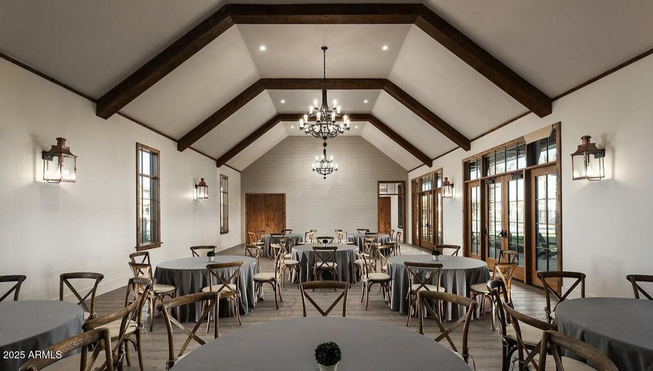 2448 W Maximo Way - Photo 6 of 8