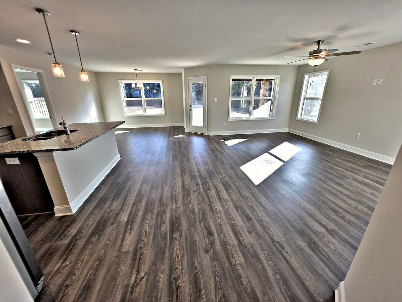 3143 Chestnut Ct Se - Photo 6 of 32