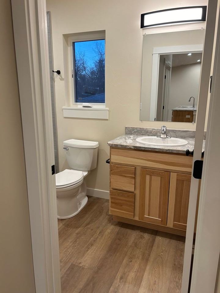 306 N 21st Ave - Photo 7 of 17