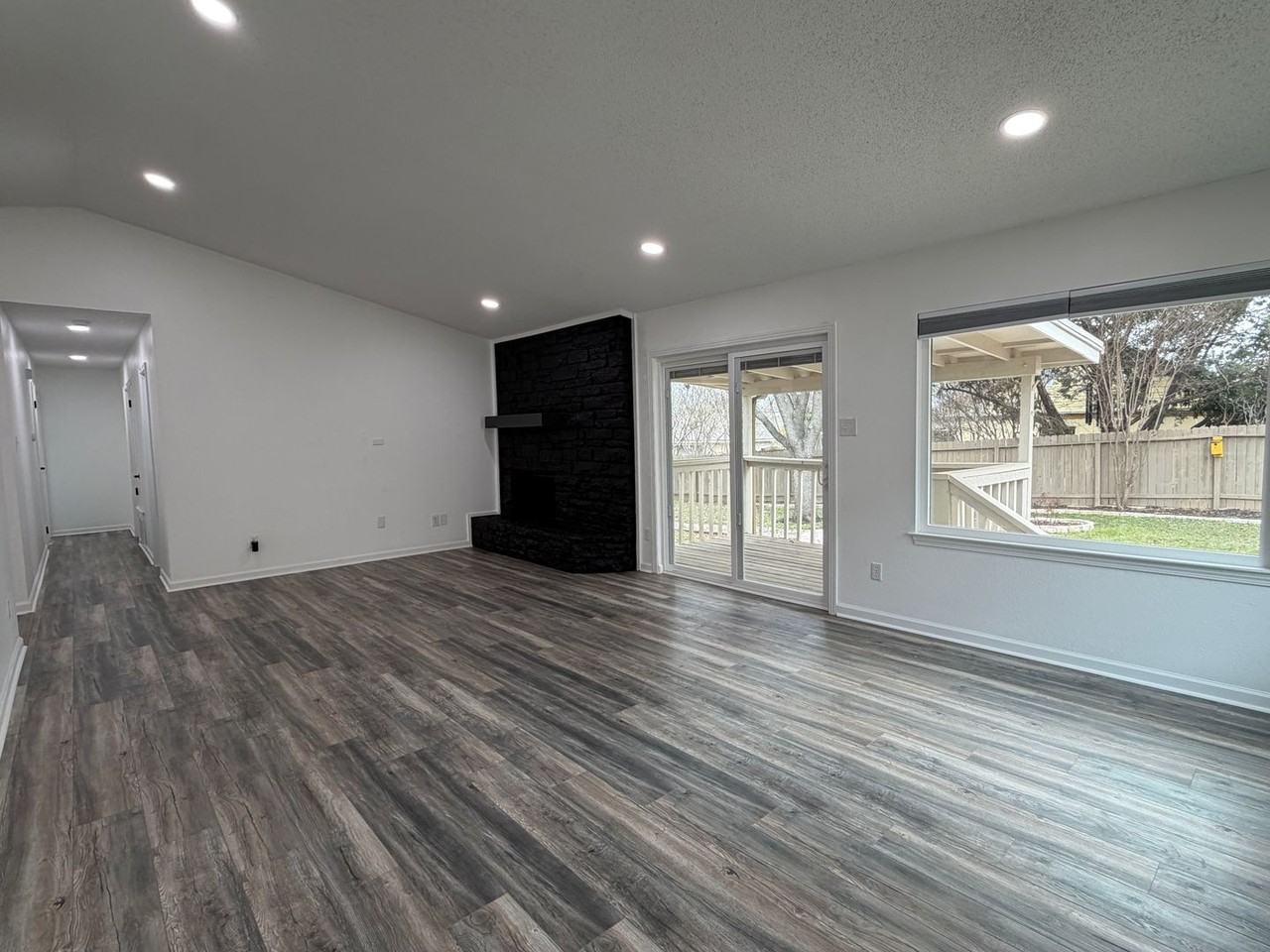 21837 Ticonderoga Ave - Photo 5 of 21