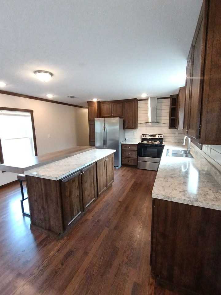 785 Sandridge Rd - Photo 3 of 22