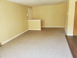 featured image of 469 Glendale Dr