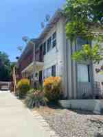 featured image of 612 E Queen St