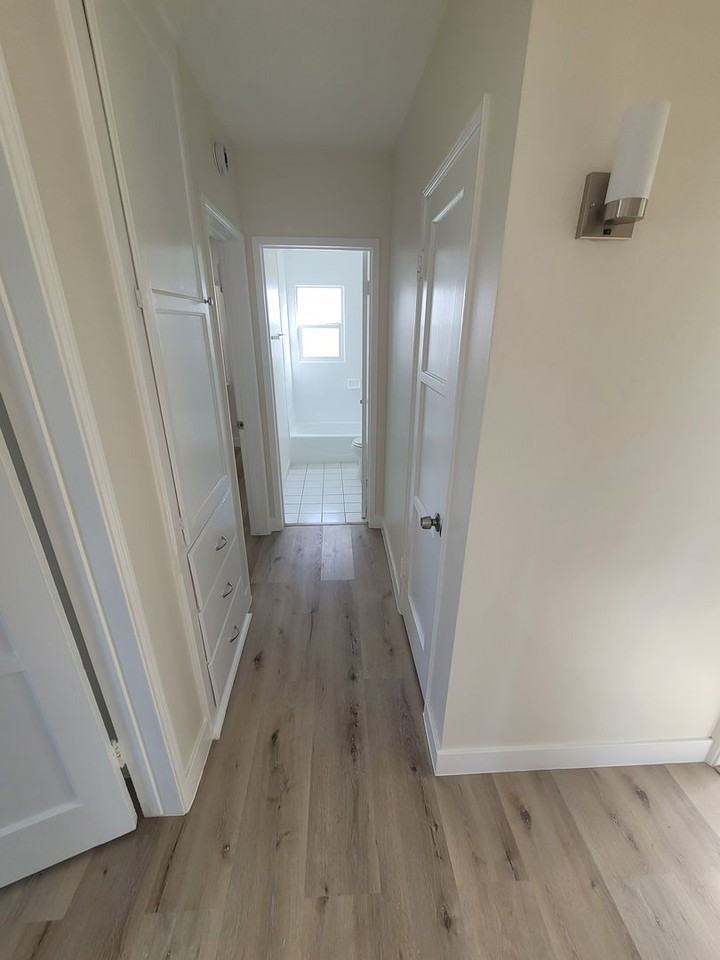 2650 E Carson St - Photo 7 of 14