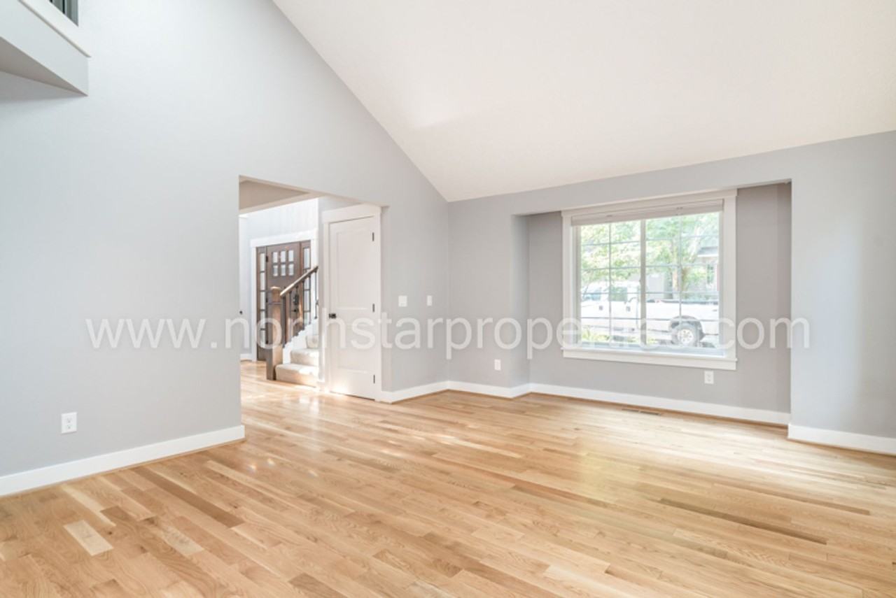 15518 Heritage Ct - Photo 7 of 31