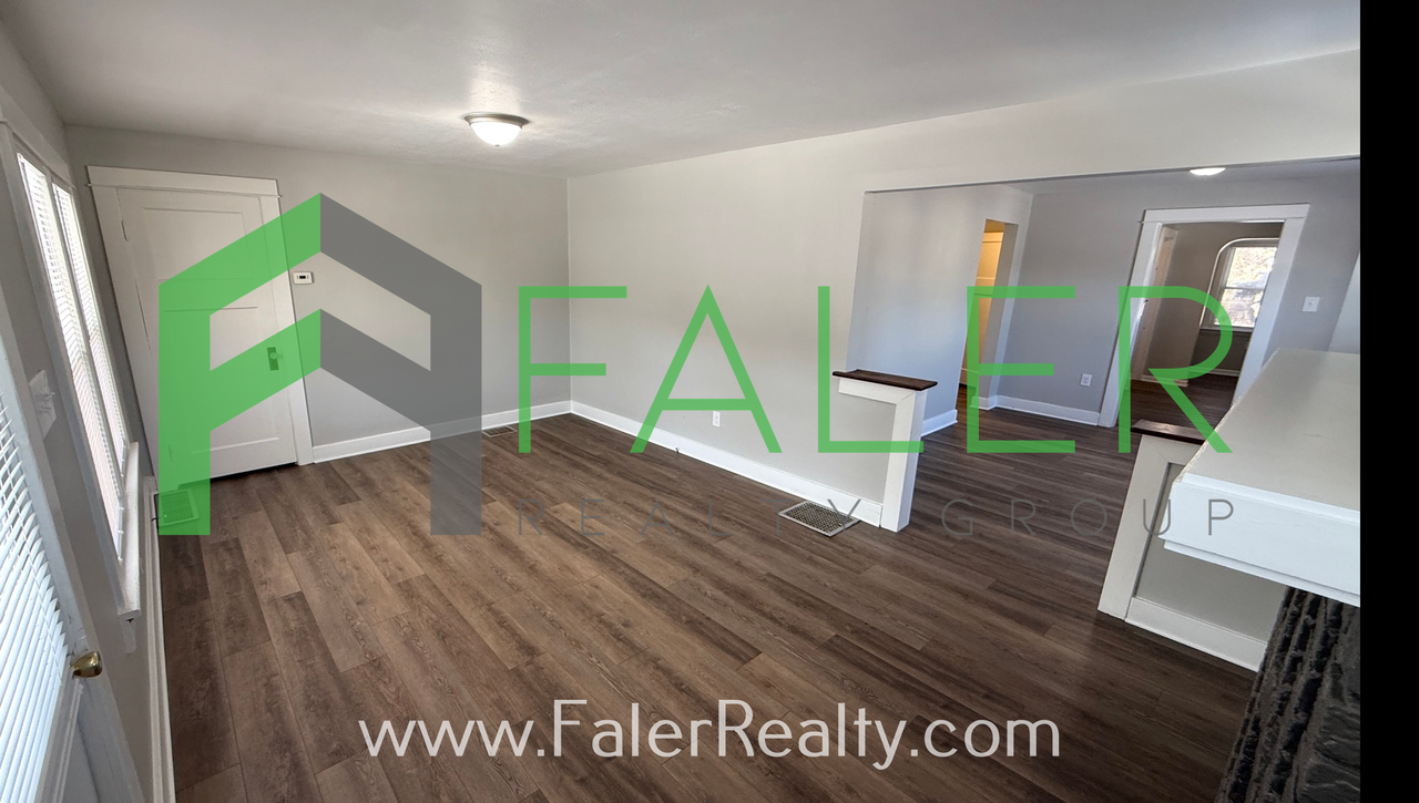 2401 Revere Ave - Photo 3 of 22