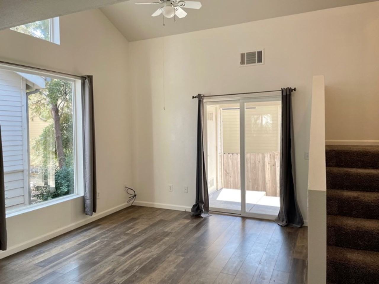 1228 Stafford St #C - Photo 3 of 12