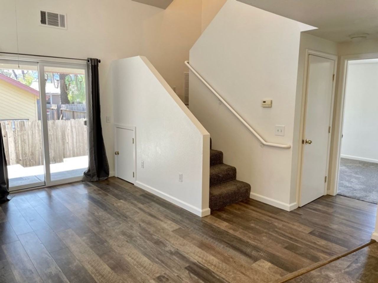 1228 Stafford St #C - Photo 4 of 12