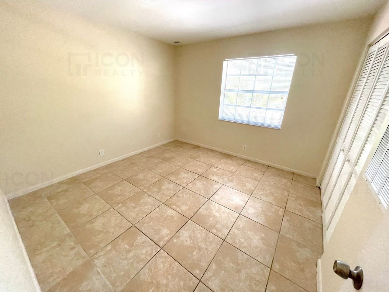 704 Se 2nd Ave #448 - Photo 6 of 14