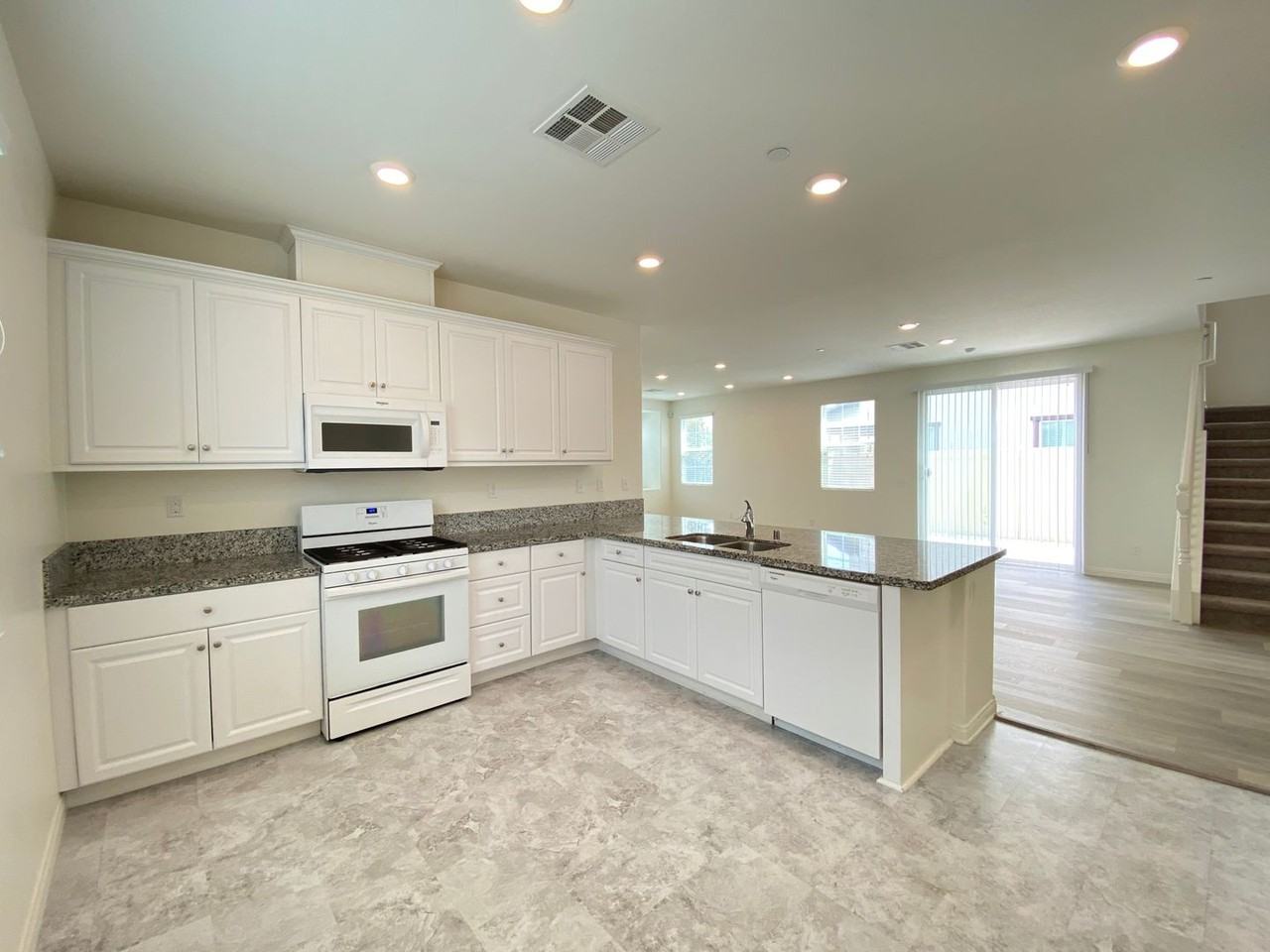 6129 Rosewood Way - Photo 5 of 20