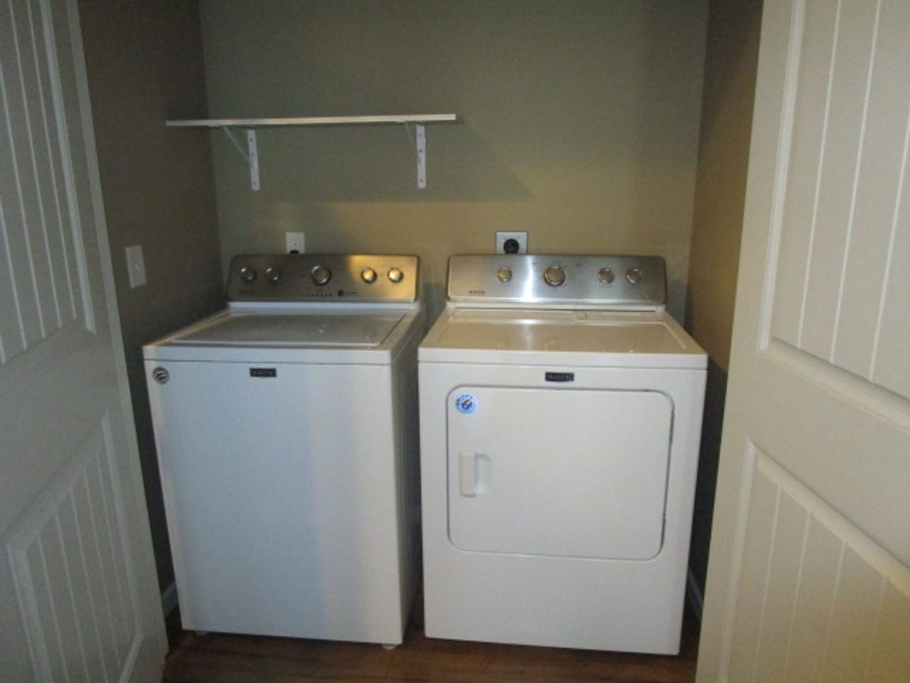 502 Northfield Rd - Photo 6 of 12