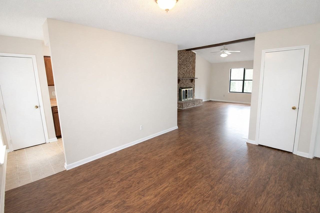 5543 Great Wagon Rd - Photo 4 of 19