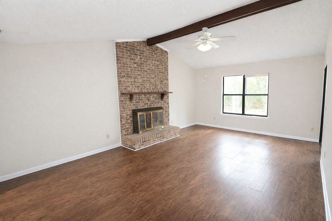 5543 Great Wagon Rd - Photo 5 of 19