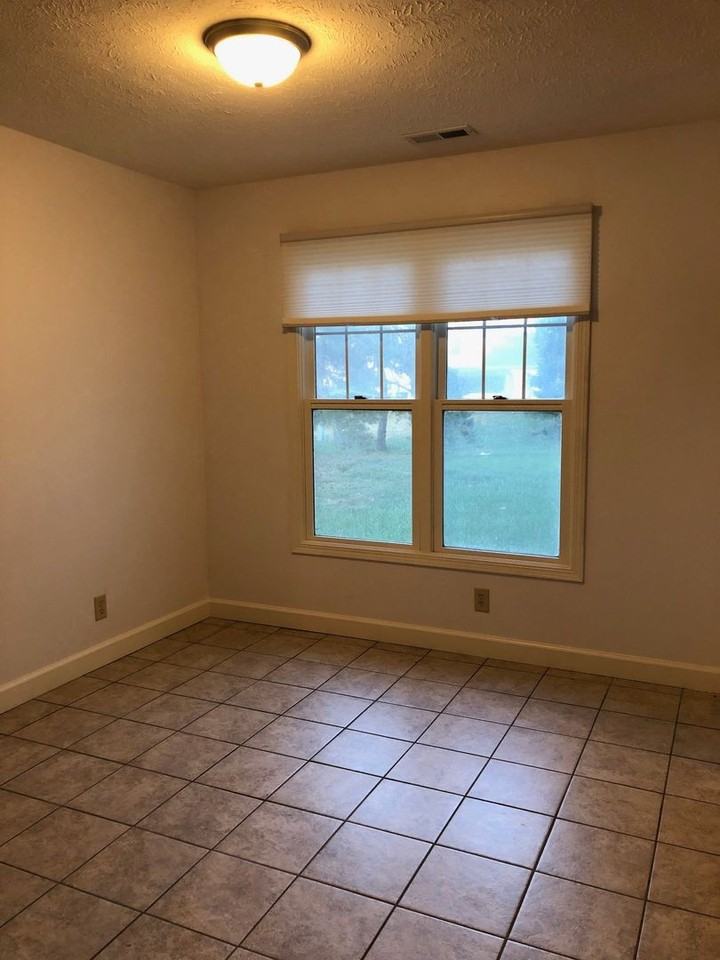 1731 Whittier St - Photo 4 of 8