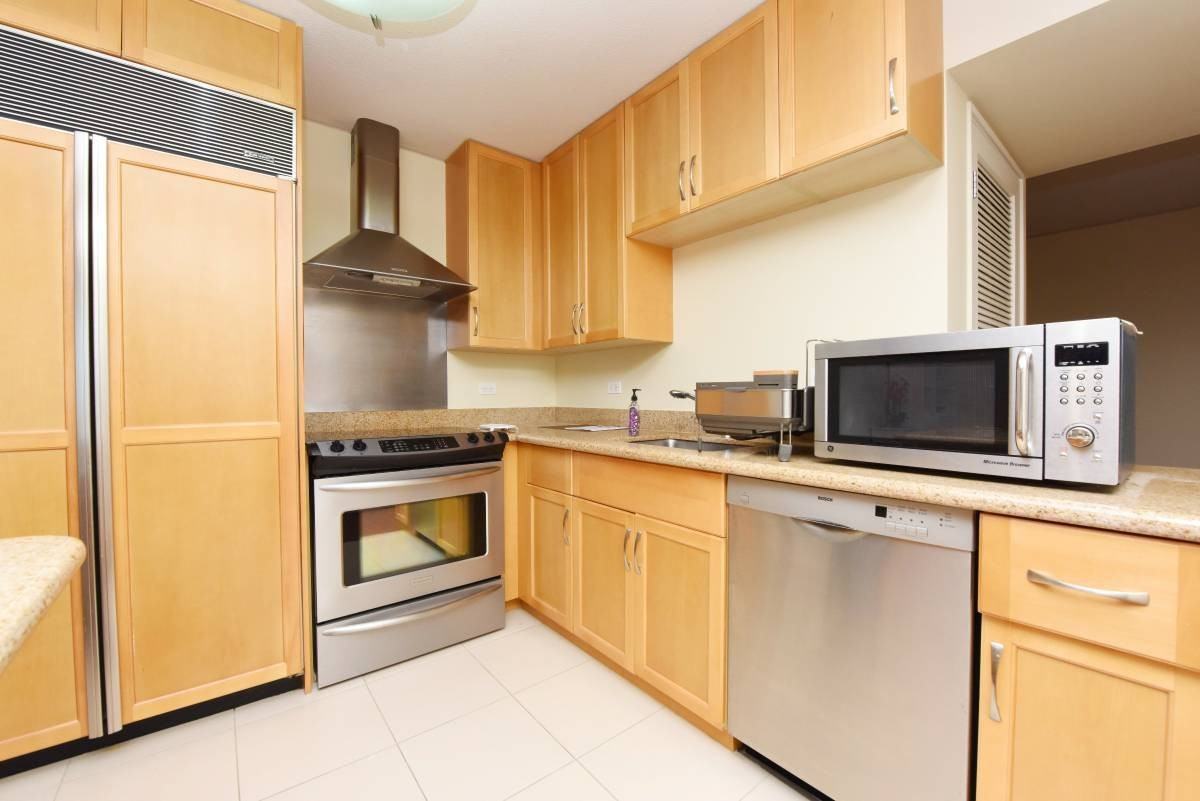 1288 Kapiolani Blvd #2707 - Photo 4 of 16