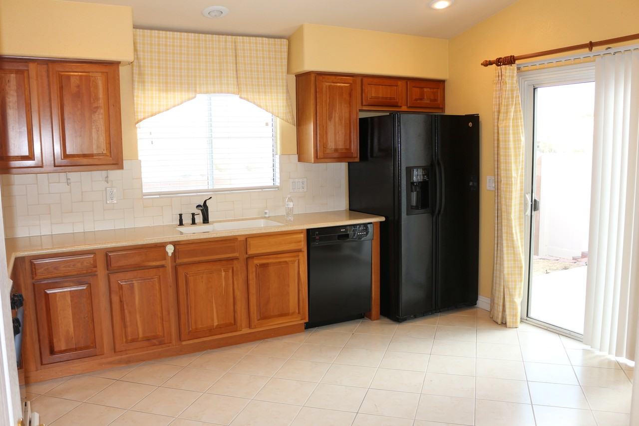 8676 Little Fox St - Photo 4 of 25