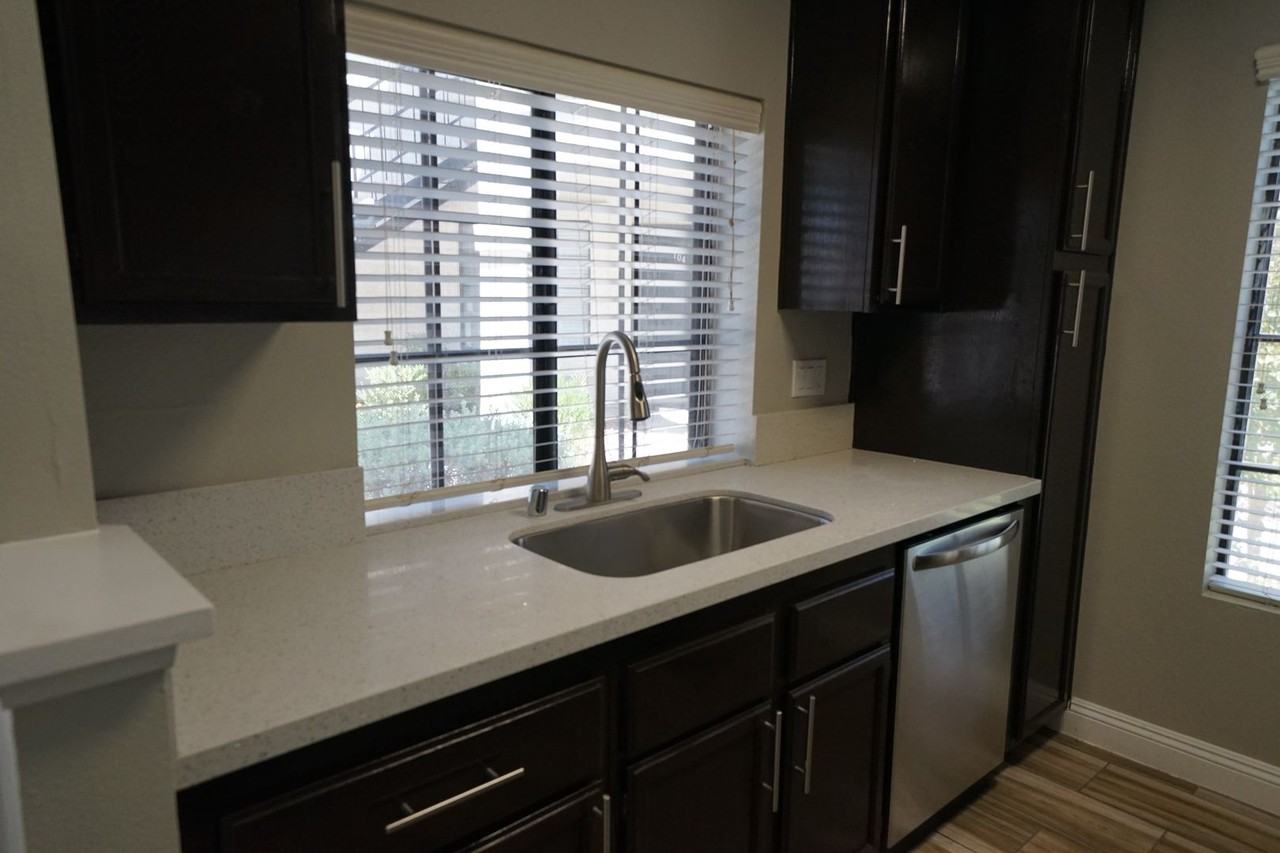 4884 Nara Vista Way #101 - Photo 6 of 15